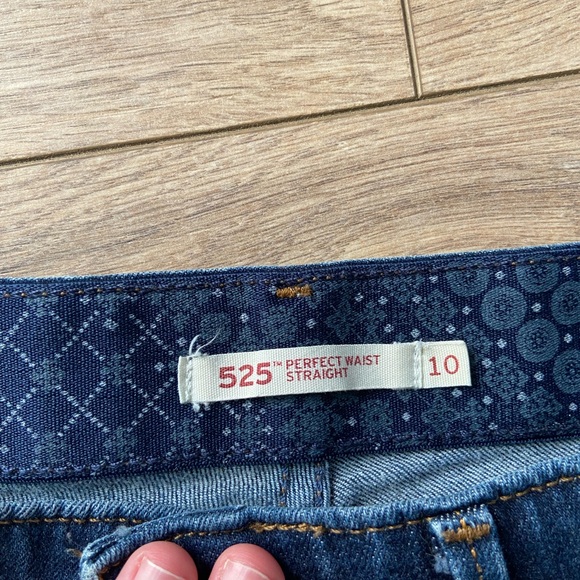 Levi’s 525 Straight Leg Jeans Women’s - Picture 4 of 9